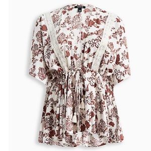 NWT TORRID FLORAL BROWN LACE TRIM TIE WAIST KIMONO PLUS SIZE 3 3X 22-24 TOP
